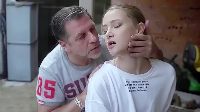 Daddy fucks sweet teen pussy hardcore and fingers her during sex