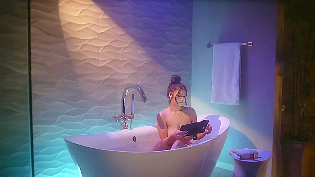 Super-Sexy Busty Wife Enjoys Sucking and Fucking During a Hot Bath