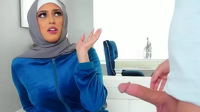 Hijab-Clad Muslim Babe Gets Fucked by Horny Neighbor in XXX Video
