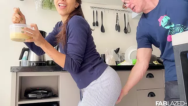 Hot Latina Vlogger's NSFW Confession ~ Sex Life Exposed!