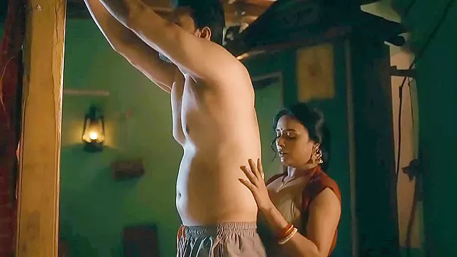 Indian hot sexy bhabi give punishment the young slave guy! Hindi audio