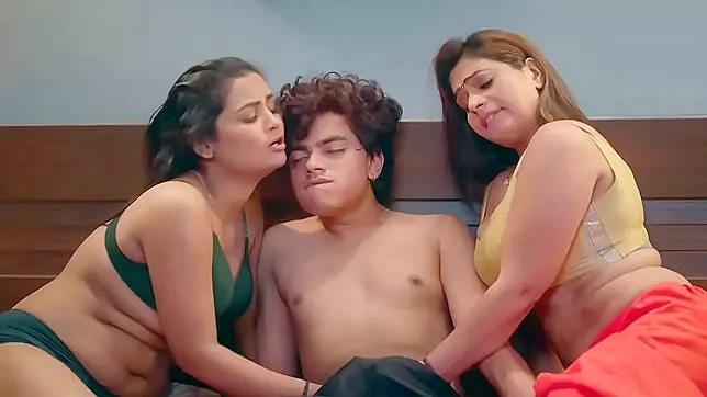 Son Caught By Stepmom While Romance With Her Indian Gal Pal And Fuck Both The Hotties!