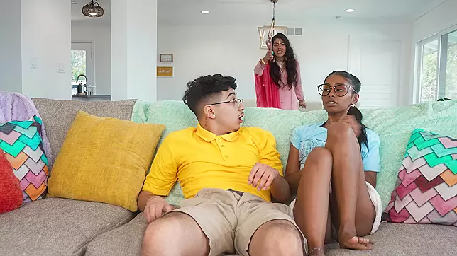 Get Dripping Wet with this Exhilarating XXX Video of Pakistani Beauties and their Young Lover Diego!