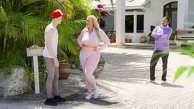 Parkouring Her Pussy - Lil Humpers