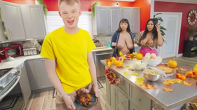 Stuffing The Turkey - Lil Humpers