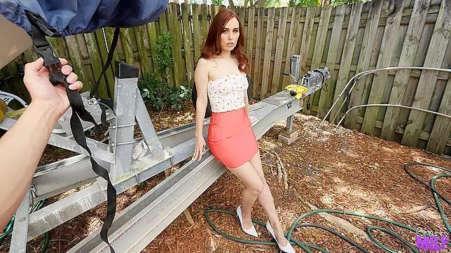 Stepmom Ends Her Dick Drought - Mom Lover