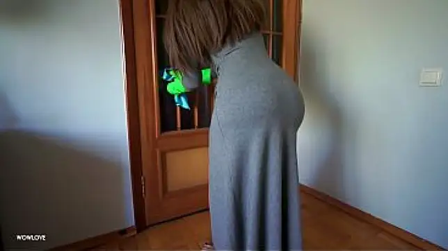 Step Mom Catches Step Son Jerking Off While Cleaning