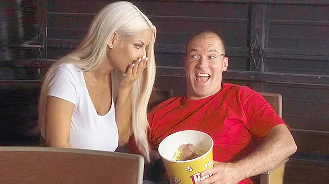 Sexy porn bombshell seduces a guy at the cinema and gets off with him