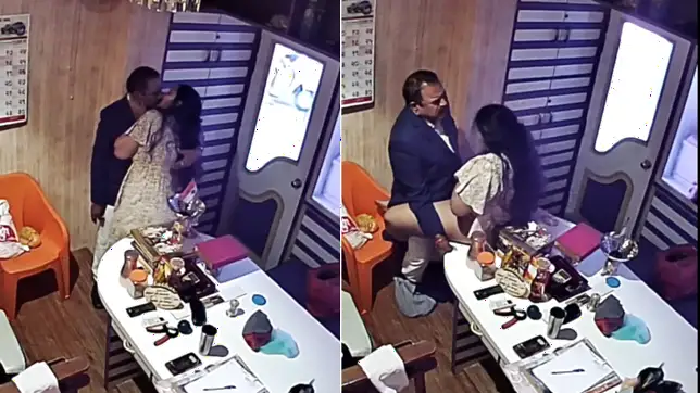Horny Indian Grocer Hidden Tapes Slutty Bhabhi's Messy BJ & Hardcore Desk Cunt Fuck!