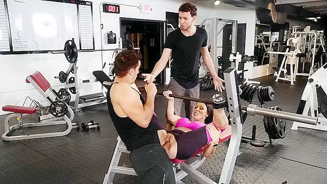 Gym is the best place for horny bitch Rachel Starr to get fucked