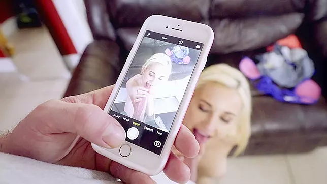 Blonde Jade Amber's Wild Blowjob Session Caught on Smartphone Camera