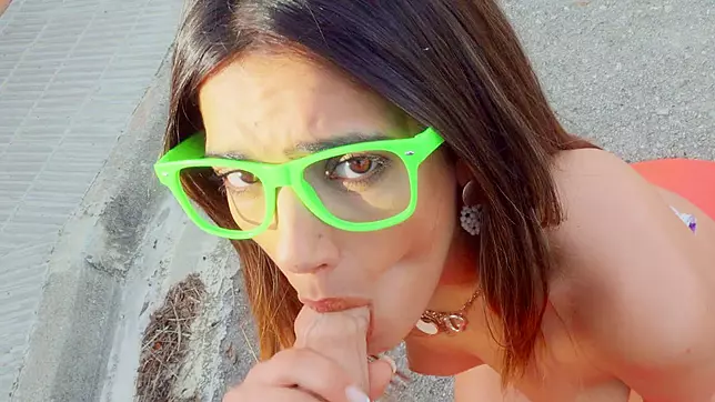 Penelope Cross's Incredible Blowjob Skills Will Blow Your Mind!