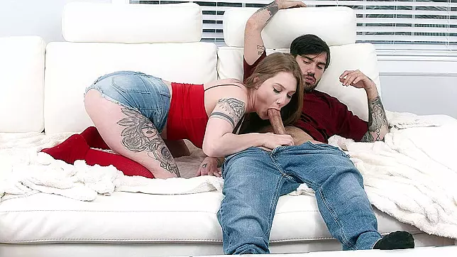 Tattooed Aria Kai Gives Nade Nasty an Unforgettable Blowjob