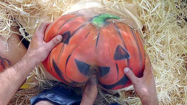 Bald bull finds concealed vaginas and uses big XXX stem to drill them