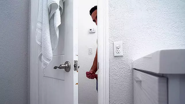 Masturbating Kira Perez in Toilet, Jerking Peter X-rated Video