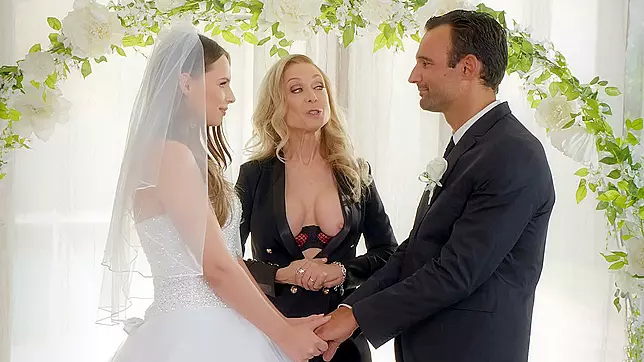 Jillian Janson and Nina Hartley give blowjob to Alex Legend