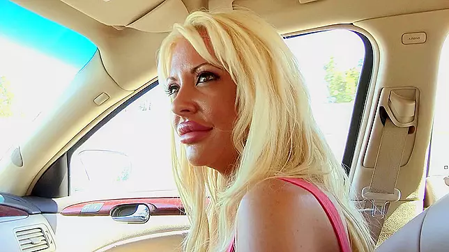 Courtney Taylor puts her fake silicone lips on the head of his cock