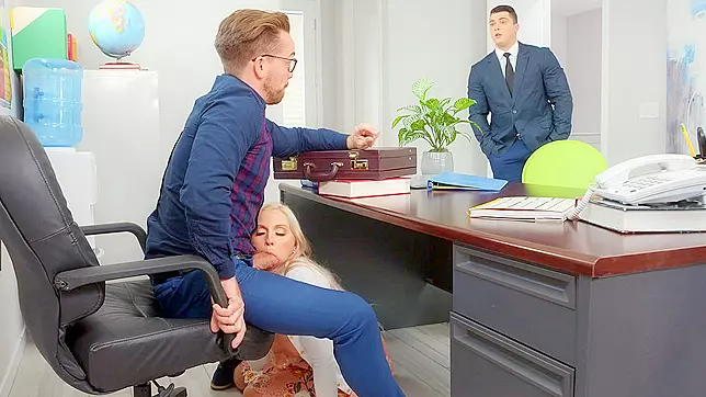 Christie Stevens gives nice blowjob to Kyle Mason