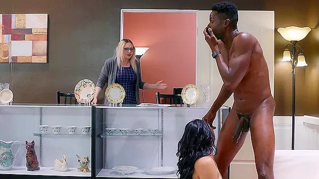 Mandy Muse's Shocking Facial by Jason Brown in Public Store XXX Video
