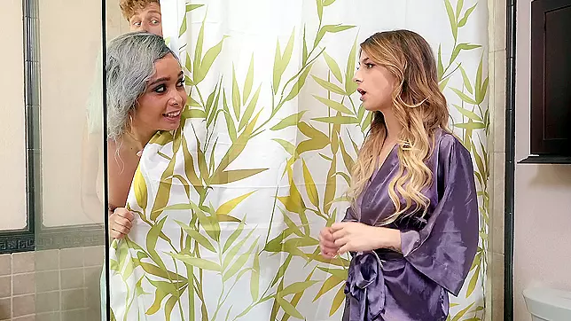Aaliyah Hadid Almost Get Caught Fucking Her Roommate's Boyfriend in This XXX Video!