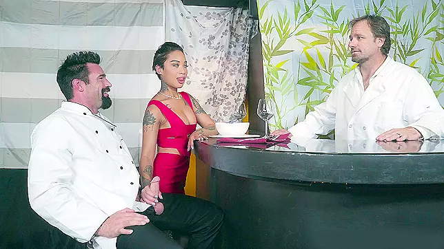 Screamingly Hot! Tasting The Chef with Honey Gold - Brazzers HD, XXX Video
