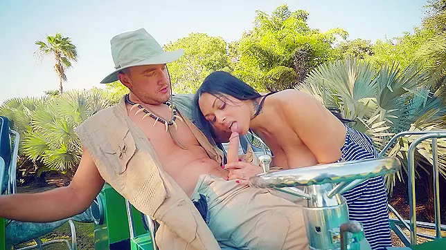 Bethany Benz's Wet & Wild Swamp Buggy Booty, XXX Video!