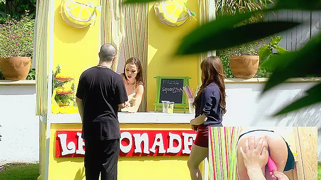 Aidra Fox Sells Ice Cold Lemonade to the Public - XXX Video