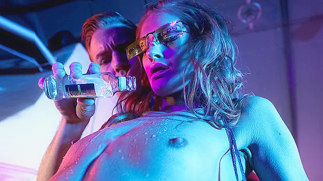 Wild & Kinky 'Saturday Night Beaver' w/ Tiffany Tatum in Brazzers xXx HD