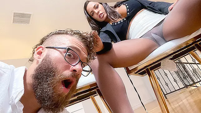 Luna Star in 'It's My Fucking Wifi' - Brazzers' XXX Extra HD Video!