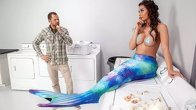 Sultry Siren Desiree Dulce Sizzles in Brazzers Exxtra HD Porn Video