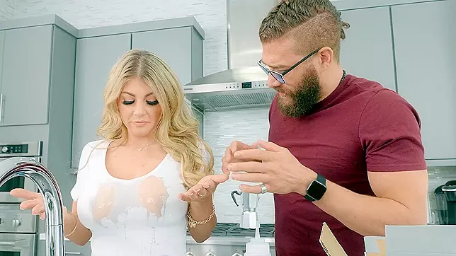 Kayla Kayden's Unforgettable Surprise in 'Unexpected Package' - RK Prime HD XXX Video