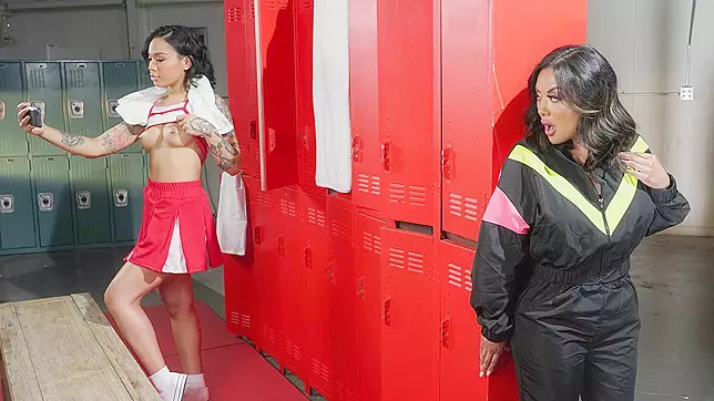 Honey Gold's Steamy Locker Room Send-Off with Coach Kaylani Lei!